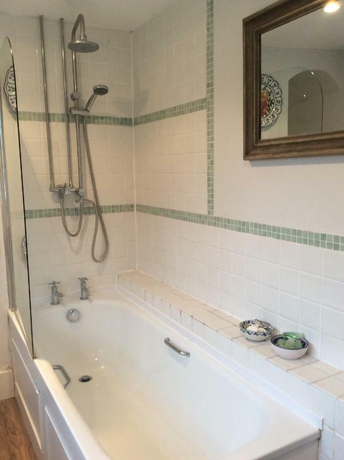 Garden Cottage B&B Penton Mewsey 외부 사진